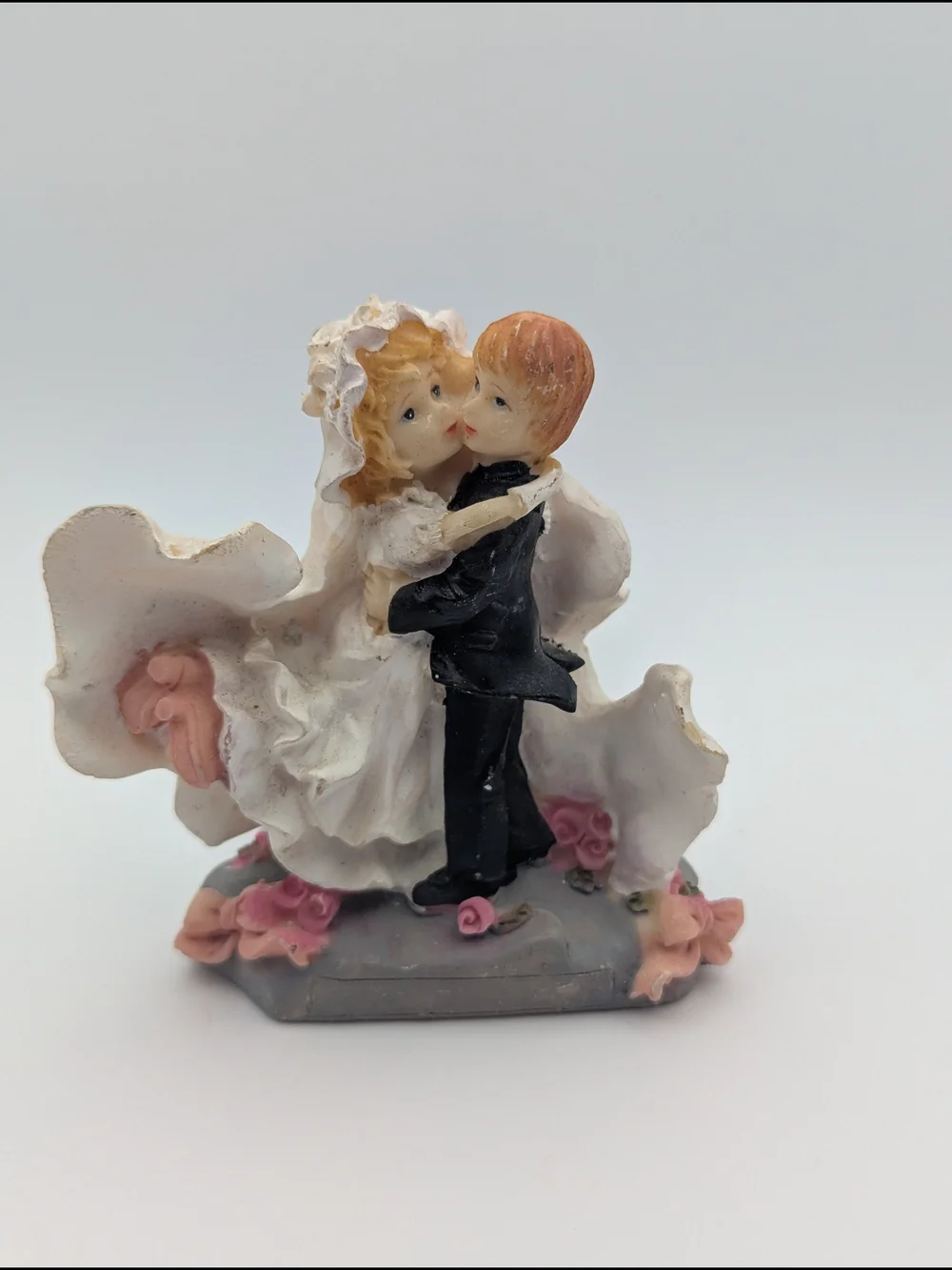 1940s Ceramic Wedding Couple Figurine Decorative Cake Topper - White & Pink